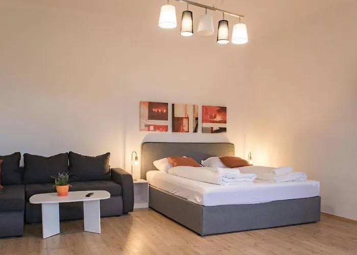 Lovely 2br Apt, Near Akh, Perfect For Short & Longstays Vídeň