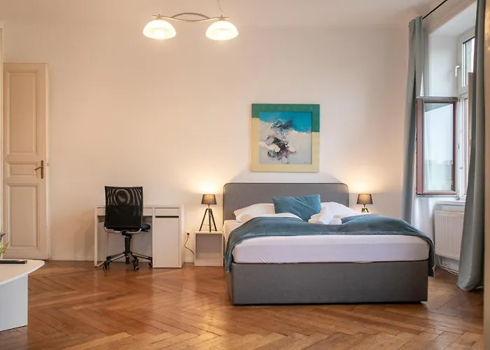 Lovely 2br Apt, Near Akh, Perfect For Short & Longstays Vídeň